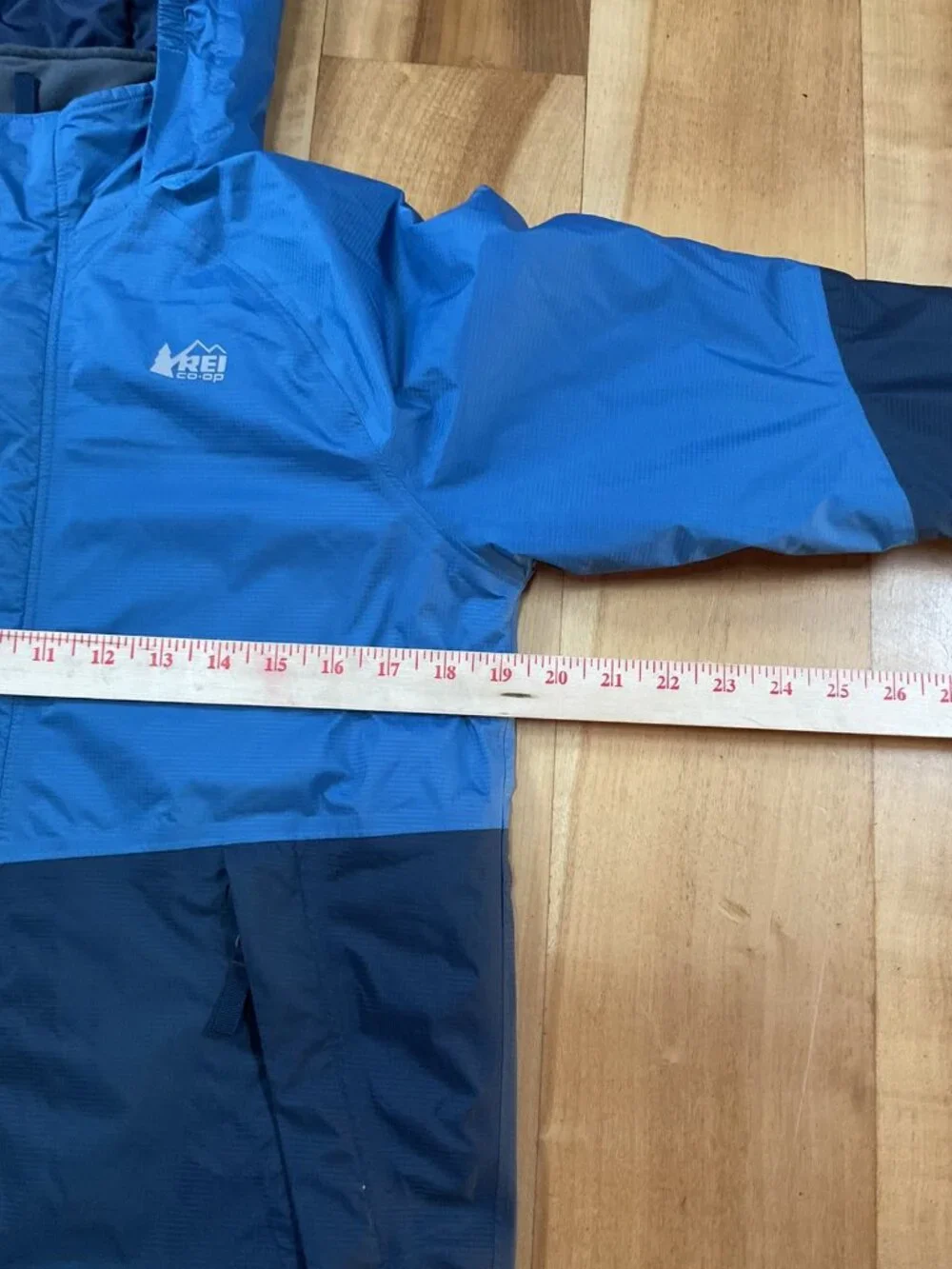 REI CO OP Kids Rain Hooded Jacket Large 14 16 Outdoors Hiking